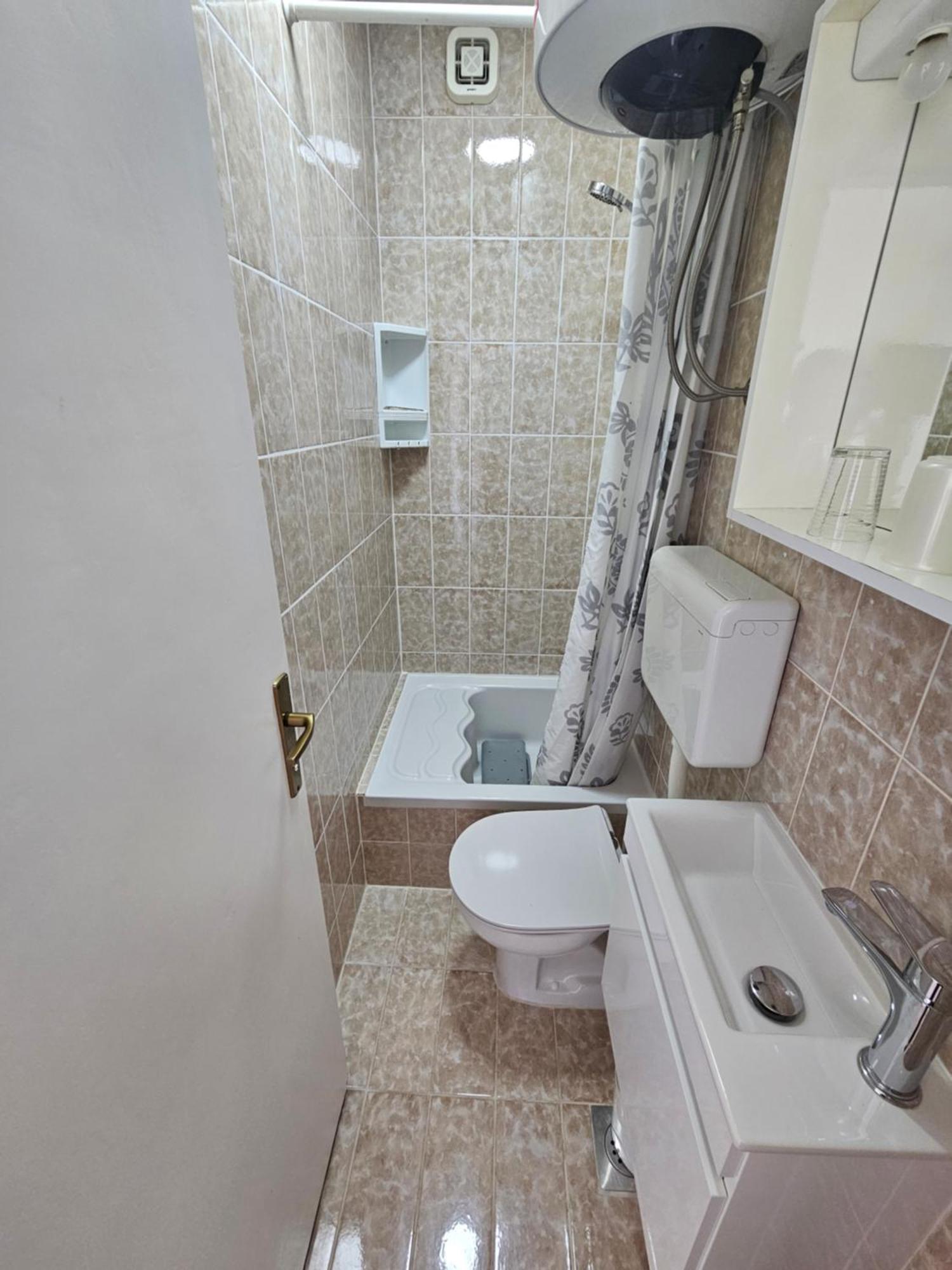 Apartmani Matija マカルスカ エクステリア 写真
